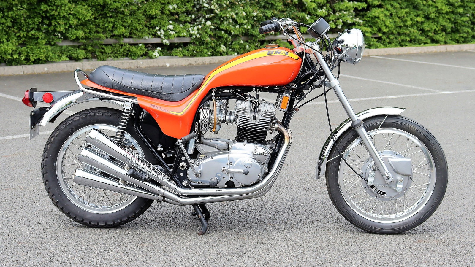 Triumph X-75 Hurricane